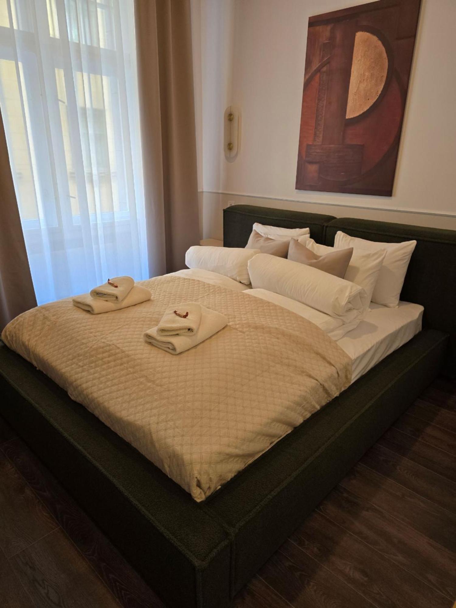 V15 Luxury In The Heart Of Budapest